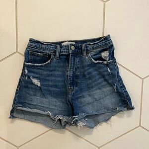Abercrombie High Rise Mom Short